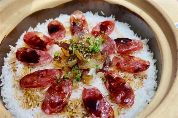 啊明煲仔饭