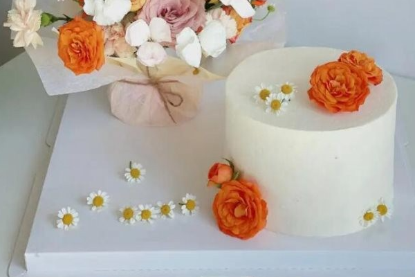 鲜花主题烘焙