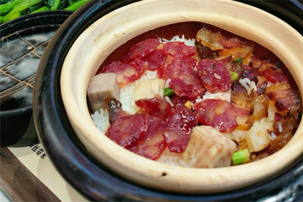 啊明煲仔饭