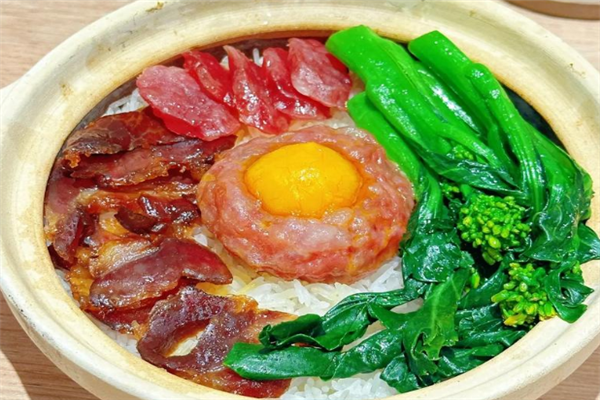 勤快熊煲仔饭