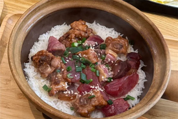 俩友记煲仔饭