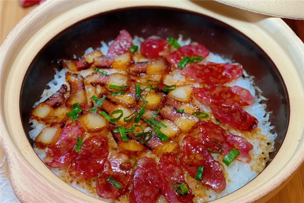 铭闲仕煲仔饭