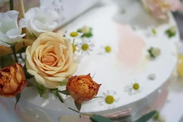 鲜花主题烘焙