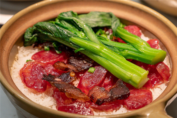 开心婆婆煲仔饭