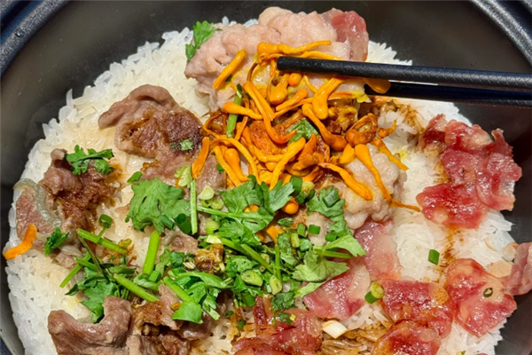 米食米客广味煲仔饭