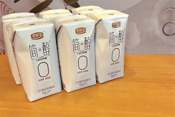 简醇酸奶 简醇酸奶