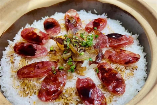 煌厚煲仔饭