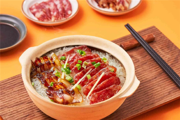 张家煲仔饭 张家煲仔饭
