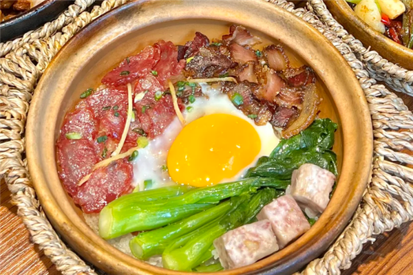 大超广式煲仔饭 大超广式煲仔饭