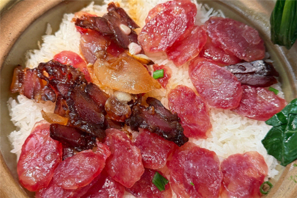 锅爸煲仔饭