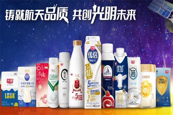 光明乳业牛奶棚 光明乳业牛奶棚