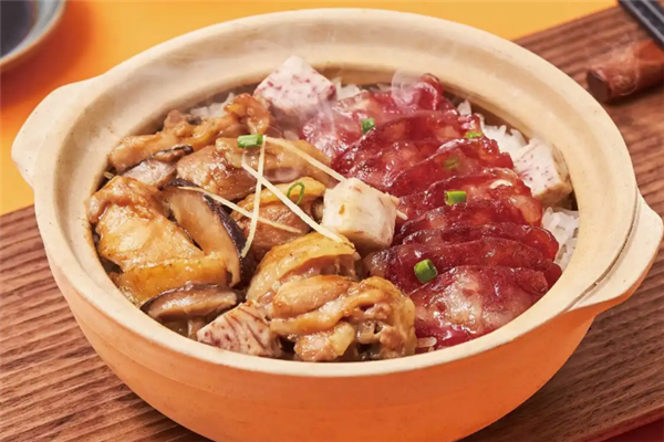 黎黎小栈煲仔饭