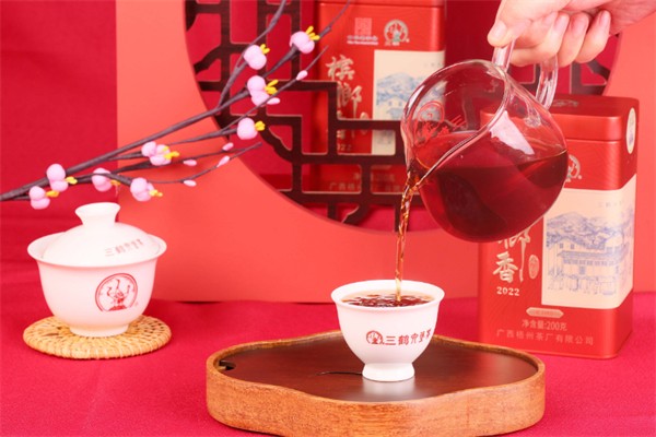 三鹤六堡茶