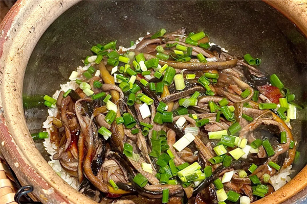 煲掌桂煲仔饭 煲掌桂煲仔饭