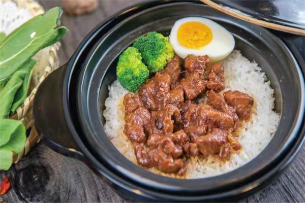 米精灵煲仔饭