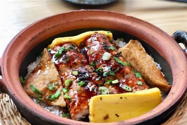 蟹田大米煲仔饭 蟹田大米煲仔饭