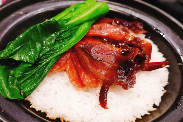 川湘粤煲仔饭