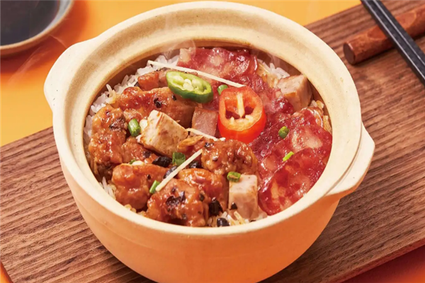 骆家仪煲仔饭 骆家仪煲仔饭