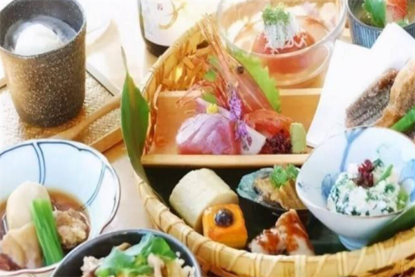 雅韵日式料理 雅韵日式料理