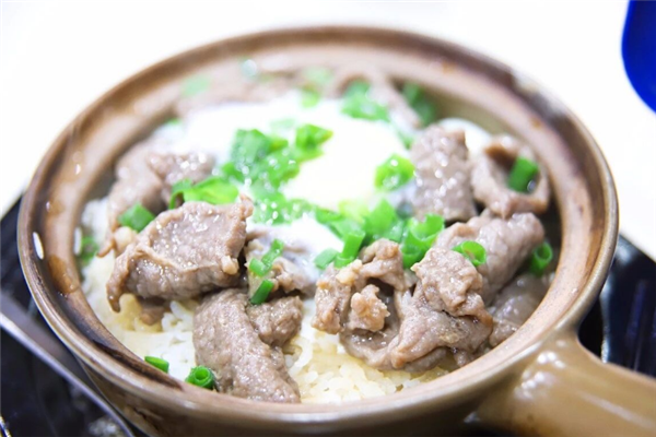 煲留香煲仔饭 煲留香煲仔饭