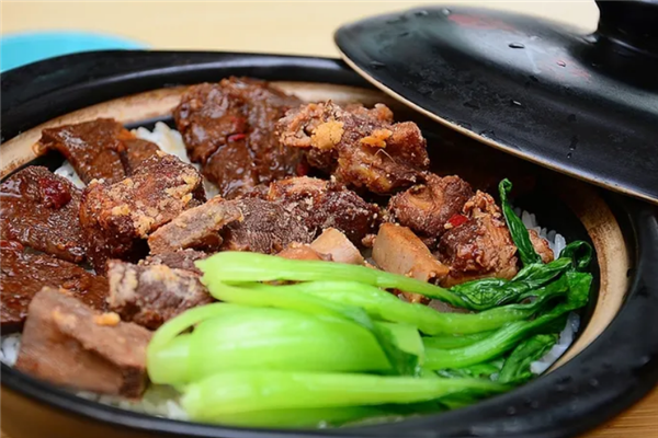 亲禾粒煲仔饭 亲禾粒煲仔饭