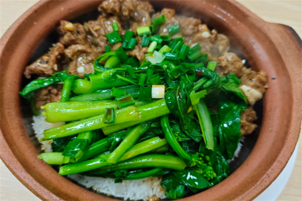 一煲万物煲仔饭 一煲万物煲仔饭