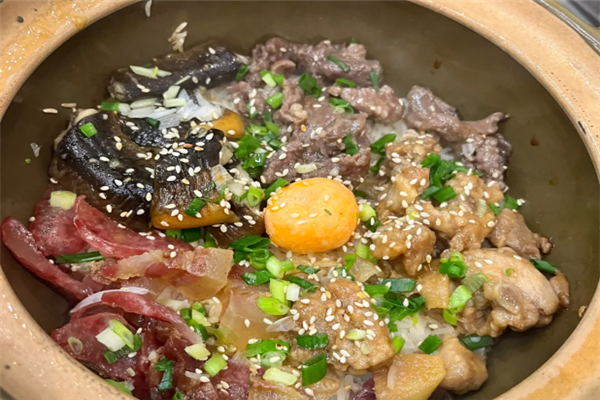 米精灵煲仔饭
