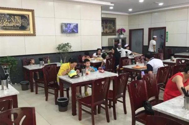 高乐园胡辣汤小油条 高乐园胡辣汤小油条