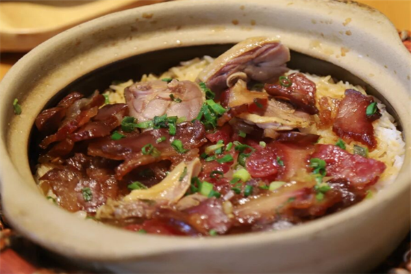 悦膳煲仔饭 悦膳煲仔饭