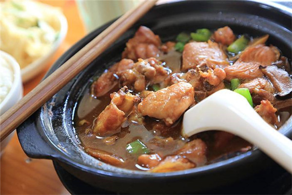 闻香黄焖鸡