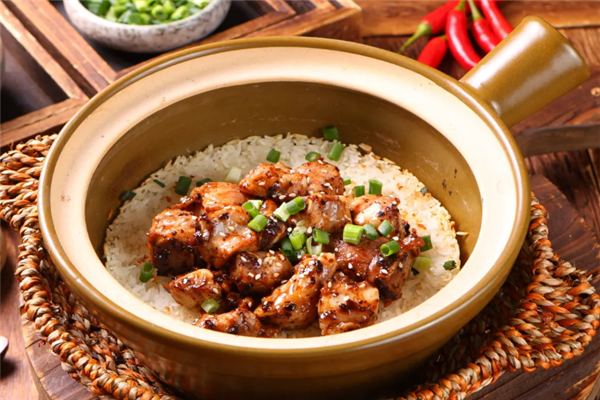 整番煲煲仔饭 整番煲煲仔饭