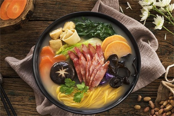 串串爱爱骨汤麻辣烫 串串爱爱骨汤麻辣烫