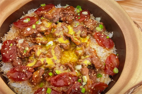 彭厨煲仔饭 彭厨煲仔饭