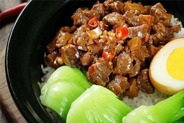 陆记煲煲掂风味煲仔饭