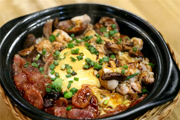 馔烧煲仔饭