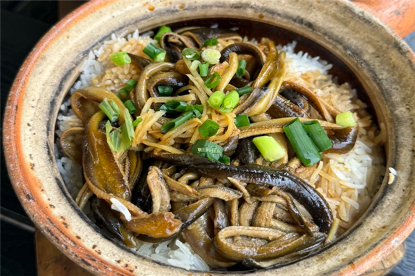 和合煲仔饭 和合煲仔饭