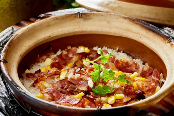 华阳煲仔饭 华阳煲仔饭
