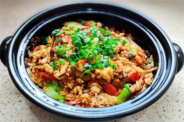 唐记煲仔饭 唐记煲仔饭