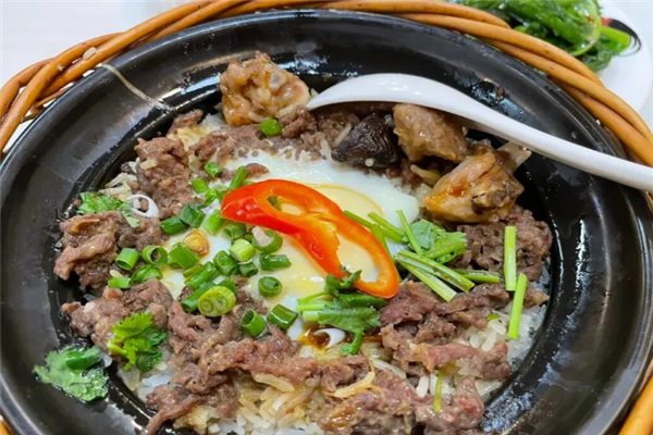 缘味石磨拉肠煲仔饭 缘味石磨拉肠煲仔饭