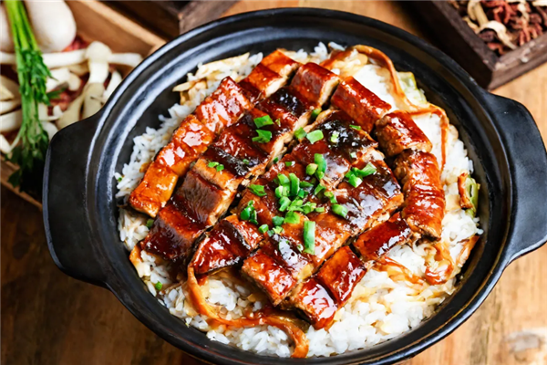 优客缘份煲仔饭