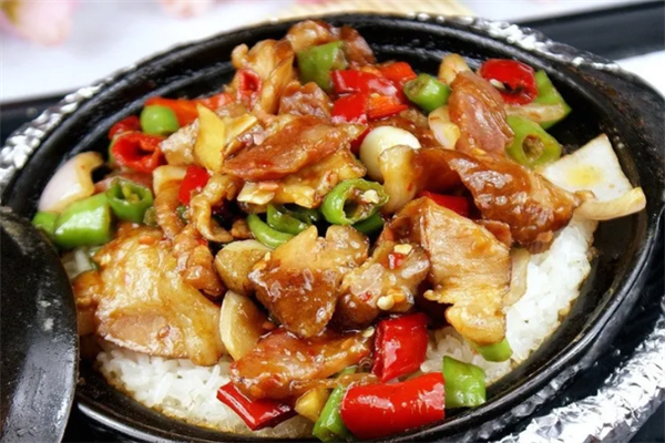 优客缘份煲仔饭