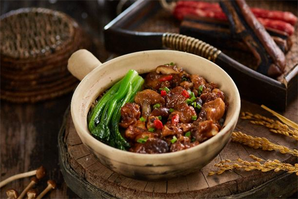 膳香伯煲仔饭 膳香伯煲仔饭