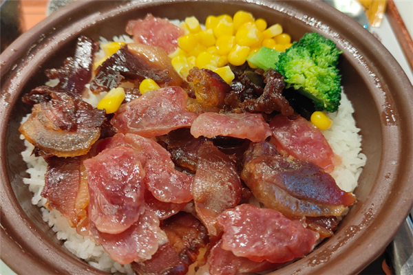 饭先生煲仔饭