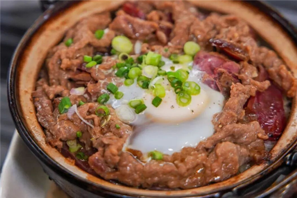 火车头煲仔饭 火车头煲仔饭