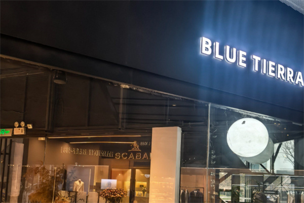 BLUE TIERRA BLUE TIERRA