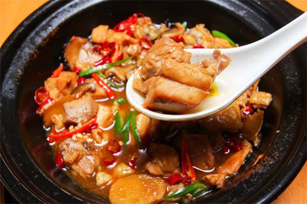 五福黄焖鸡