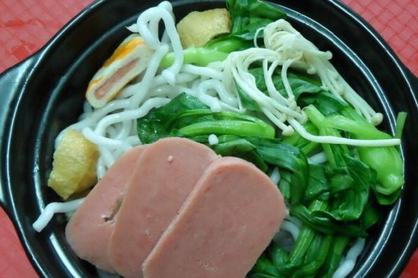 湘川风砂锅土豆粉米线 湘川风砂锅土豆粉米线