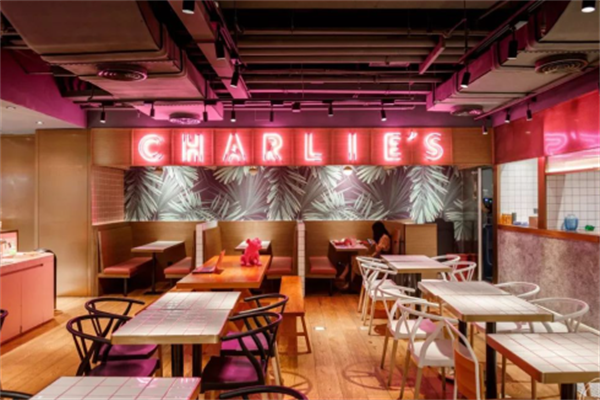 粉红汉堡charles 粉红汉堡charles