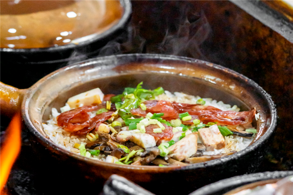 思密达煲仔饭 思密达煲仔饭