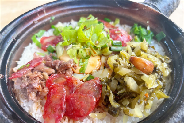 港裕煲仔饭 港裕煲仔饭